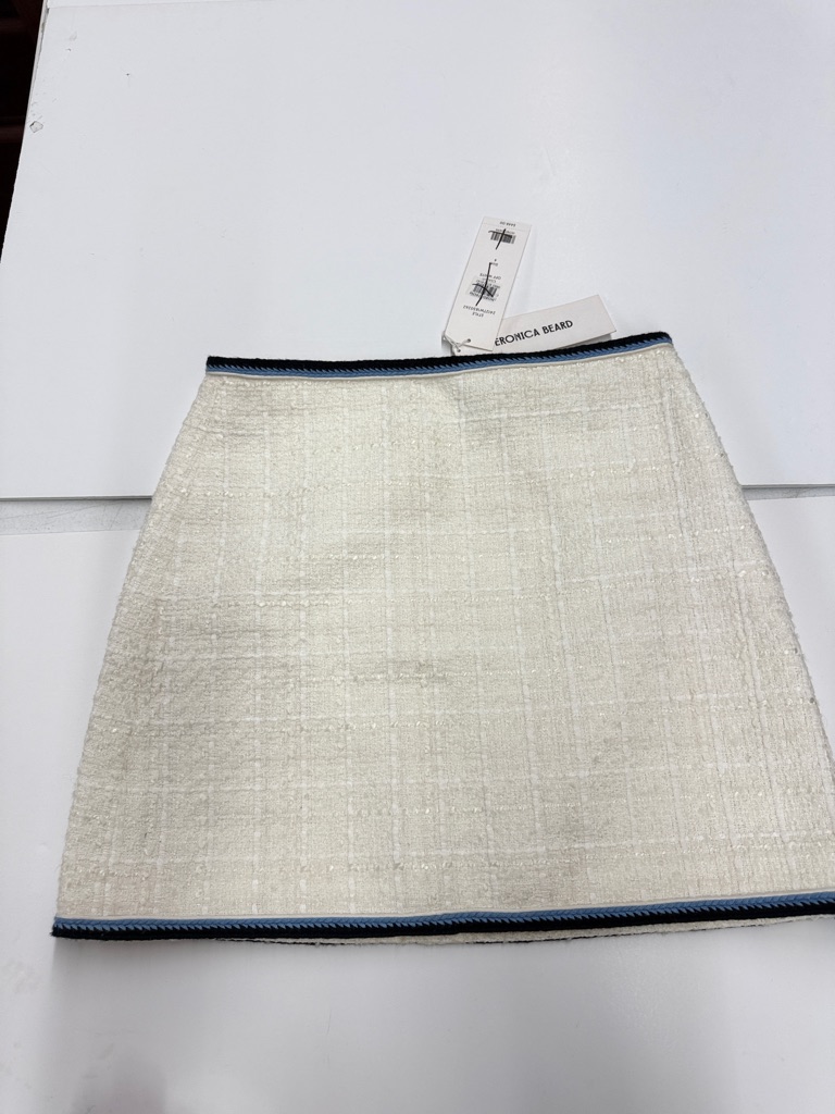 Veronica Beard Cream Tweed Mini Skirt With Navy Trim Size 4 New